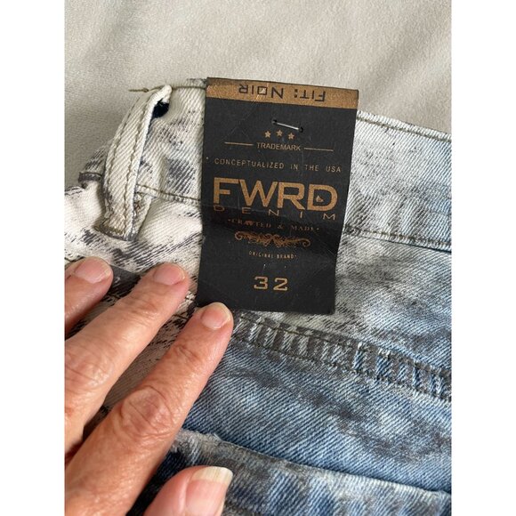 VTG Style FWRD Mens Custom Patchwork by Angelina Vanelli Distressed Denim Shorts - Picture 12 of 13